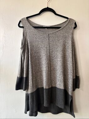 Moa Moa Heather Gray Knit Top
